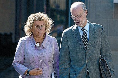 Marina Geli i Antoni Castells, al Palau de la Generalitat al juny.