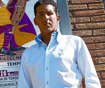Seraf�n Mar�n, davant la Monumental.