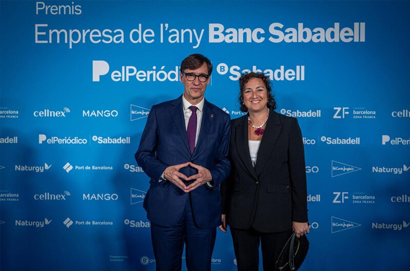 Salvador Illa, primer secretario del PSC, junto a Alicia Romero, portavoz del grupo parlamentario Socialistas-Units per avançar.