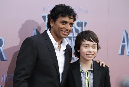 M. Night Shyamalan i Noah Ringer, director i protagonista d''Airbender'.